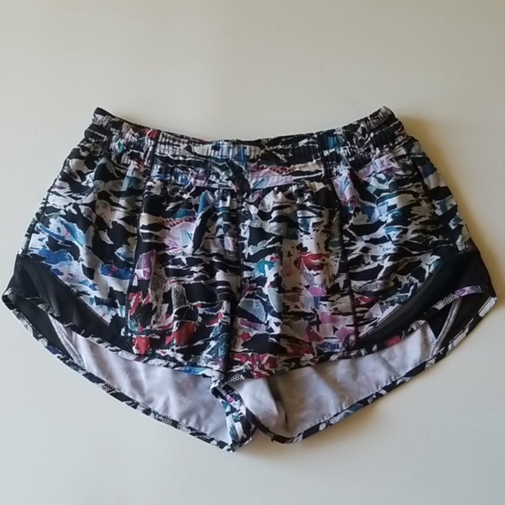 Lululemon short size 6